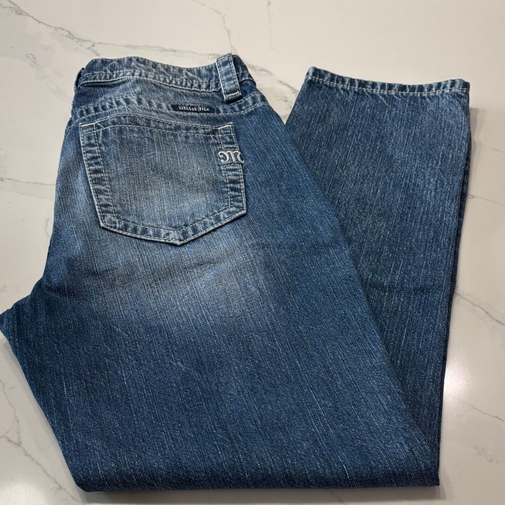 Miss Me Women's Classic Medium Blue Straight-Leg Jeans 29
